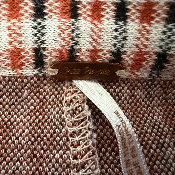 Free People Plaid Leggings in Cream and Black - Picture 11 of 16